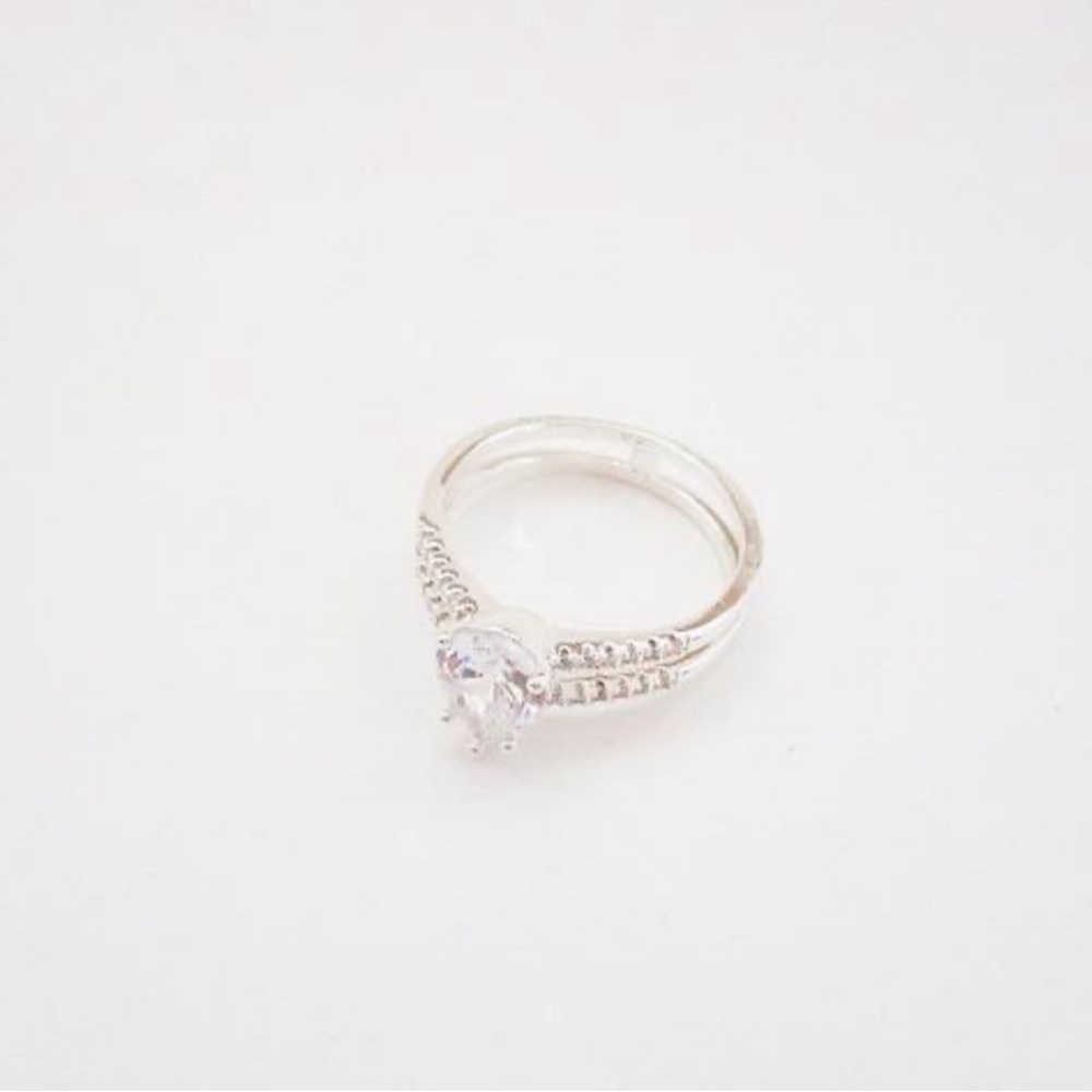NWOT Silver Tone Ring with Teardrop Cubic Zirconia and Cubic Zirconia Accents